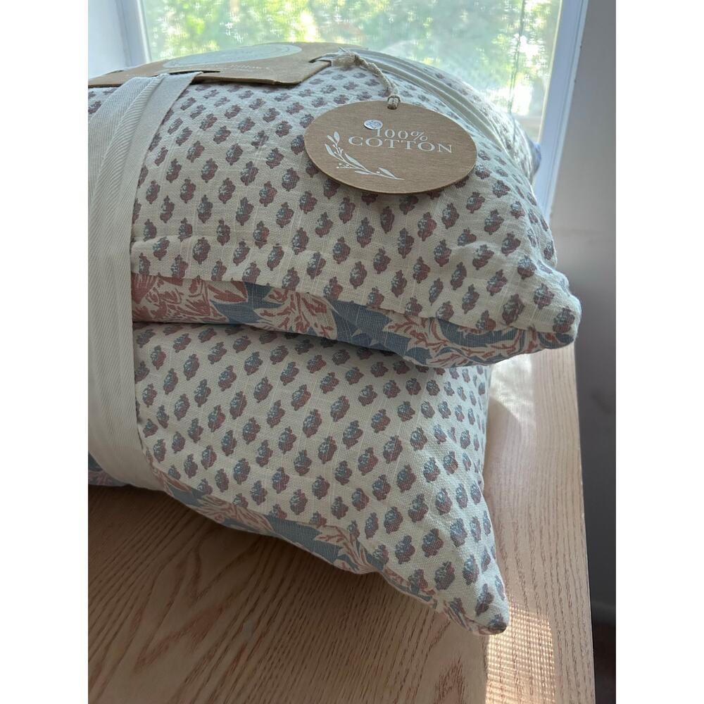 New Bundle of 2 Moss & Willow Light Blue/Pink Cotton Pillows 20”x20” - Picture 10 of 12